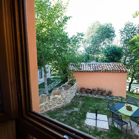 Donna Laura Casa Vacanze SantʼIppolito