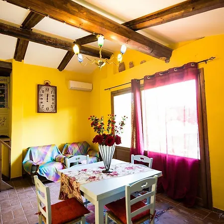 Appartamento Donna Laura Casa Vacanze *